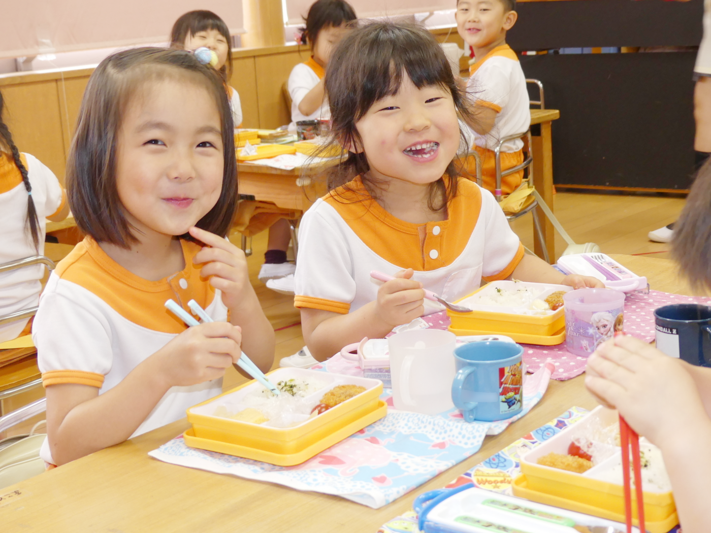 園の生活の特色 学校法人ひまわり学園